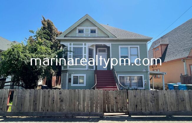 725 Louisiana St A-C