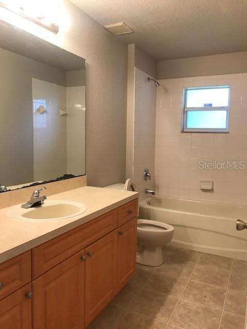 602 BOBCAT LN