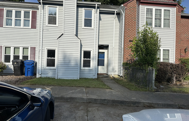 716 GLENSHIRE DR