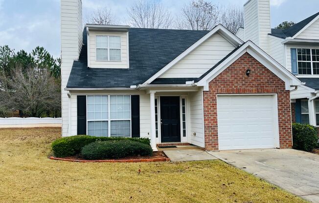 Prime South Fulton location! Minutes to Atlanta, I-85 and movie studios! 2 bed, 2.5 bath, 1 car garage, must see!