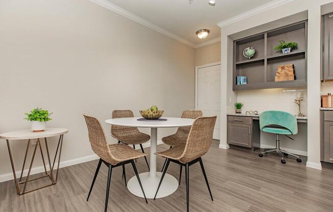 1 bed, 1 bath, 776 sqft, $1,250