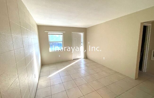 1011-1013 Dewitt Drive