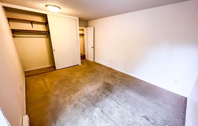 Crestwood Apartments