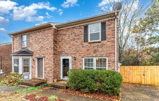 Donelson Freshly Updated 2 Bdrm Townhome Available Now!