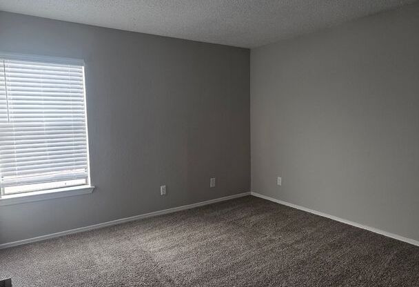 2 beds, 2 baths, 877 sqft, $1,150, Unit 1416