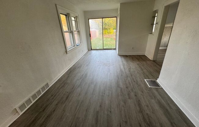 1 bed, 1 bath, $990