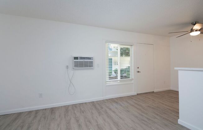1 bed, 1 bath, $1,995, Unit 57