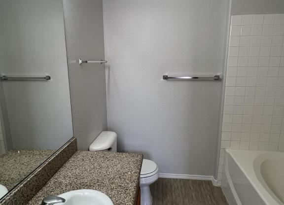 2 beds, 2 baths, 1,048 sqft, $1,500
