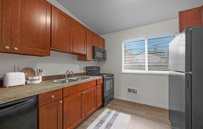 Pet-Friendly One- and Two-Bedroom Apartments in Edmonds