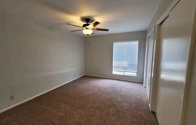 Cute 2 Bedroom 2 Bath Condo close to Medical Center