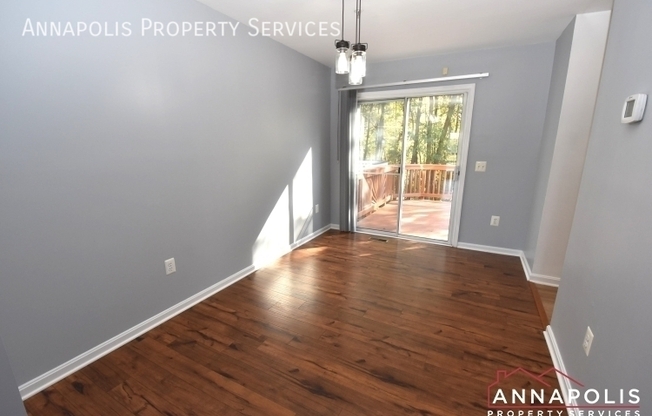 229 MILE RIV CT