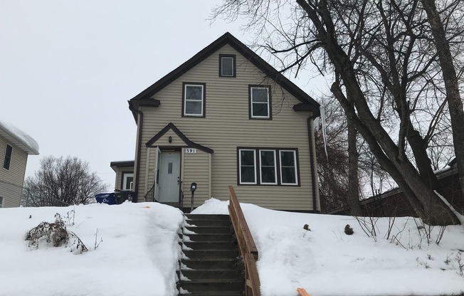 Recently remodeled 4 bedroom house in St Paul!!