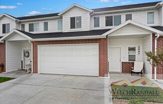 3 beds, 2.5 baths, $1,895