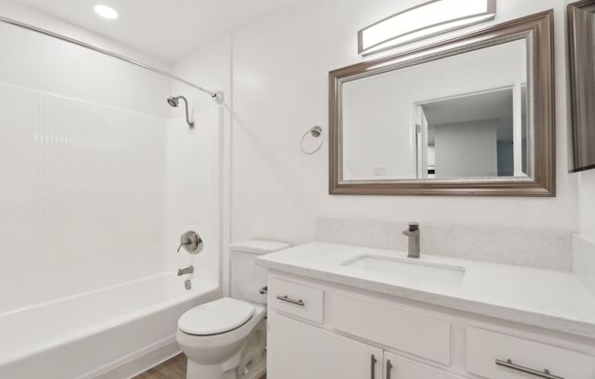 1 bed, 1 bath, 695 sqft, $1,998, Unit 319