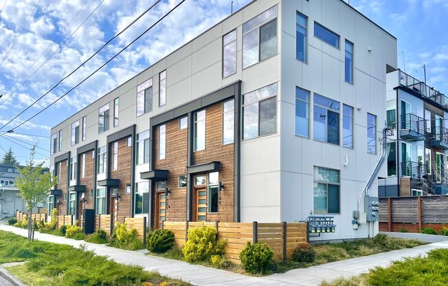 Great Townhome for rent