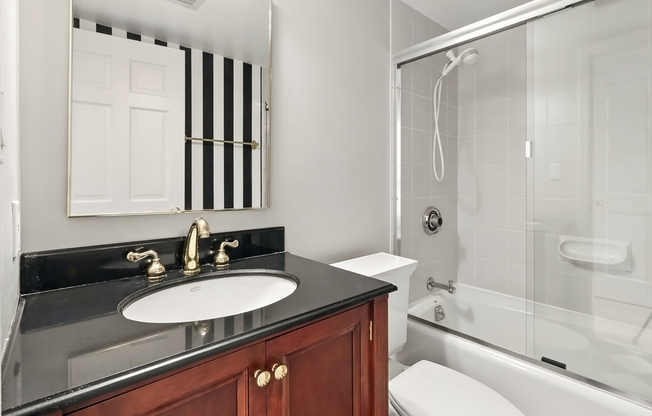 2 beds, 2 baths, 1,210 sqft, $5,500, Unit W907