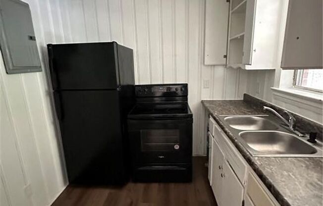 1 bed, 1 bath, 650 sqft, $899, Unit Unit G-7