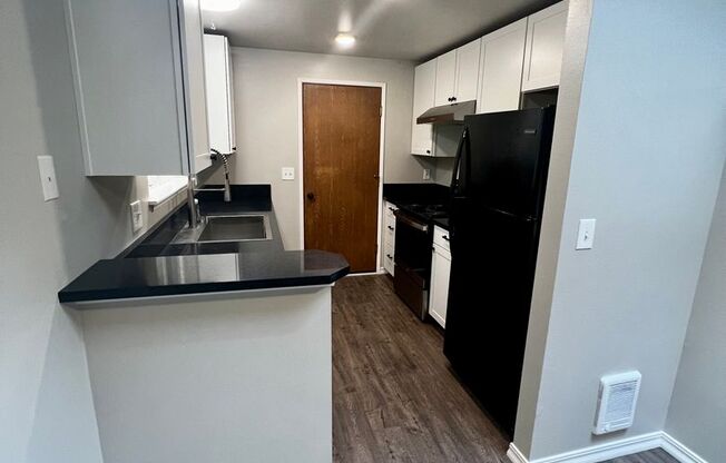 3 beds, 1 bath, $2,400