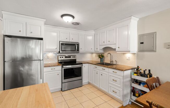 Modern Kitchen - Natural Light - Close to T - Off-Street Parking