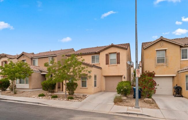 UPGRADED 3 BED 2.5 BATH IN SOUTHWEST- DOWNSTAIRS BED/BATH