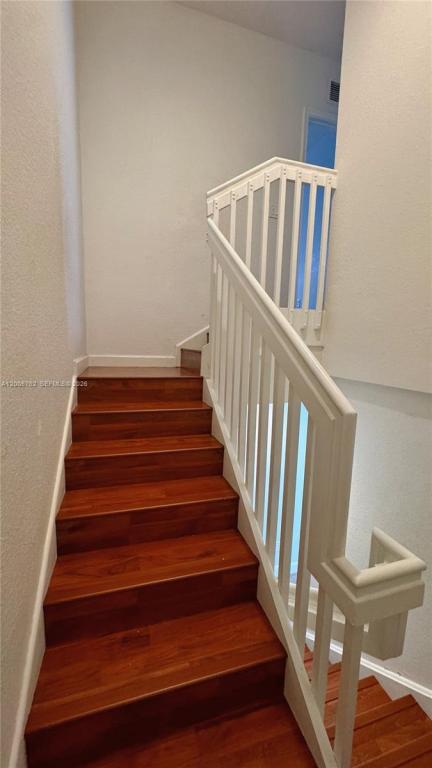 15810 SW 40 ST