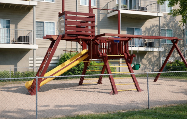 2 beds, 2 baths, $1,255, Unit B-110