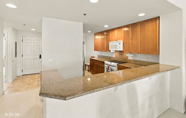 2 beds, 2 baths, $4,500, Unit # 6206