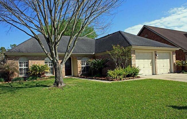 4007 LOTUS DR