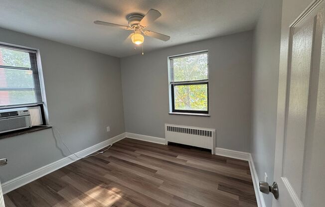 3 beds, 2 baths, 1,300 sqft, $2,599, Unit 6236 Fifth Ave. #203B