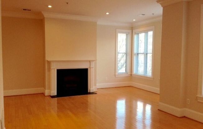 2 beds, 2 baths, 855 sqft, $5,295, Unit 503