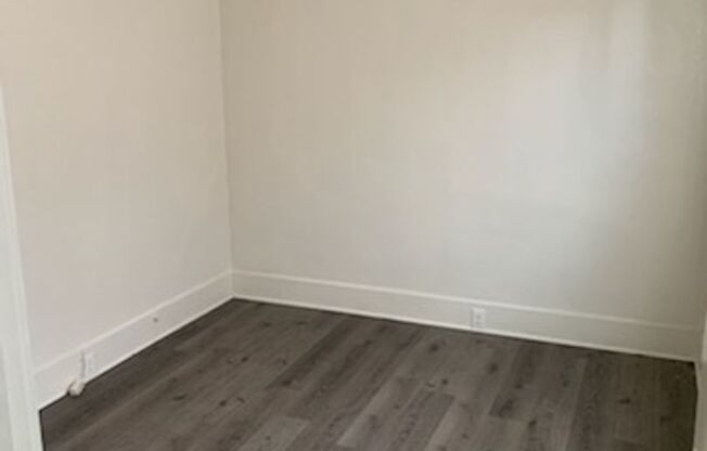 2 beds, 1 bath, $1,450