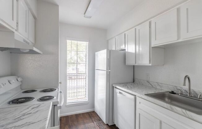 Rockridge Station Apartments