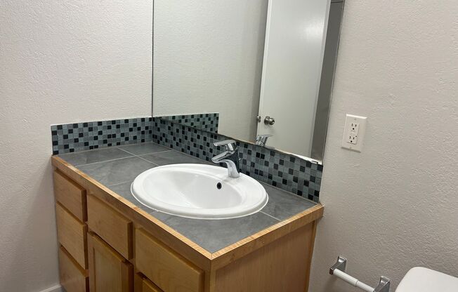 1 bed, 1 bath, 750 sqft, $1,115, Unit ABB-2-207