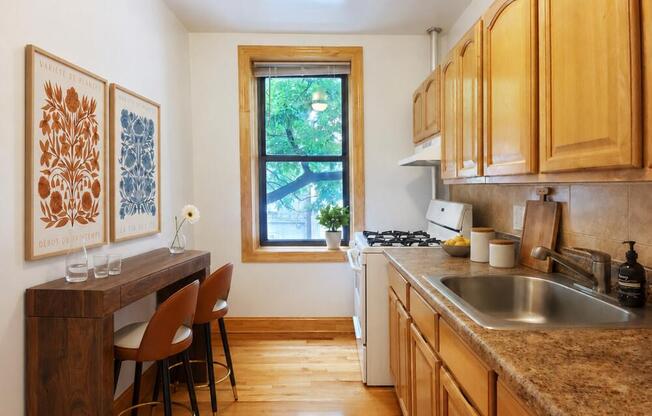 511 W 167 ST