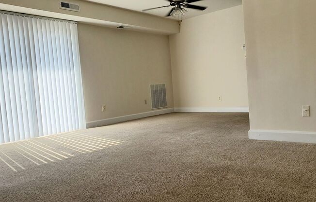 2 beds, 1.5 baths, 1,050 sqft, $2,025, Unit 3347 #101