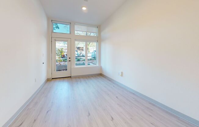 1 bed, 1 bath, 584 sqft, $1,950, Unit 102