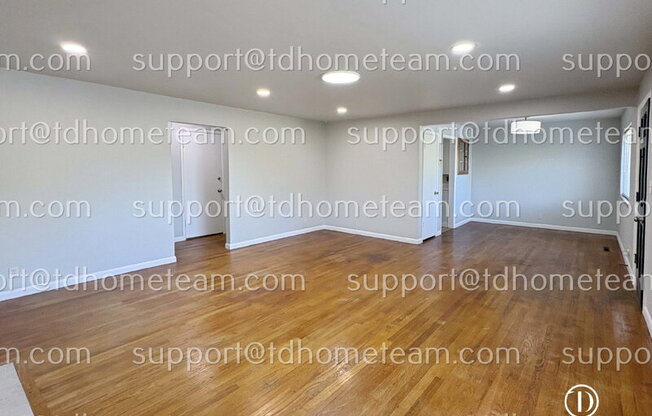 10228 4 AVE S