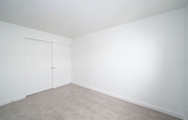 2 beds, 1 bath, 900 sqft, $1,550, Unit #41