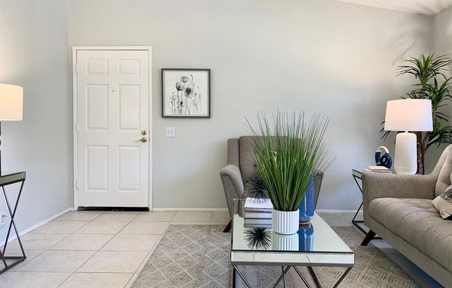 4055 PORTE LN