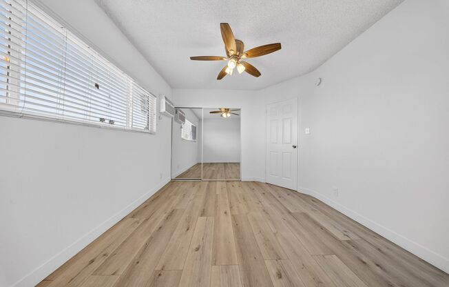 2 beds, 2 baths, $2,800, Unit 017#201