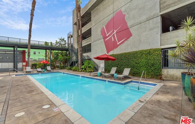 Studio, 1 bath, 980 sqft, $2,500, Unit 519