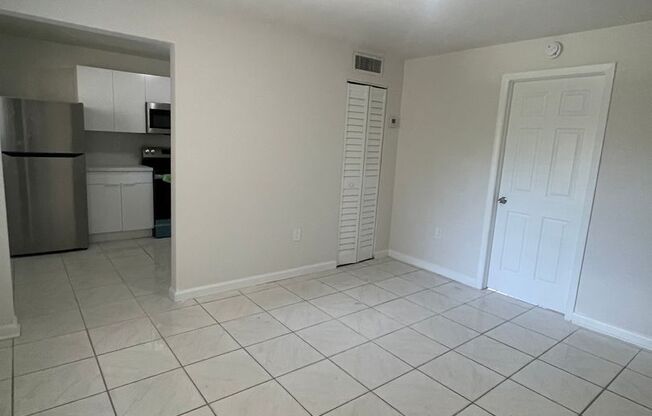 555 SW 4Th ST