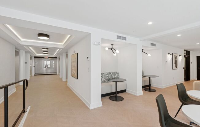 1 bed, 1 bath, 517 sqft, $1,650, Unit Unit 412