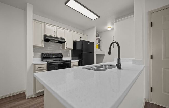 1 bed, 1 bath, $1,375, Unit 3202