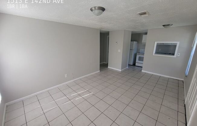1513 E 142 AVE