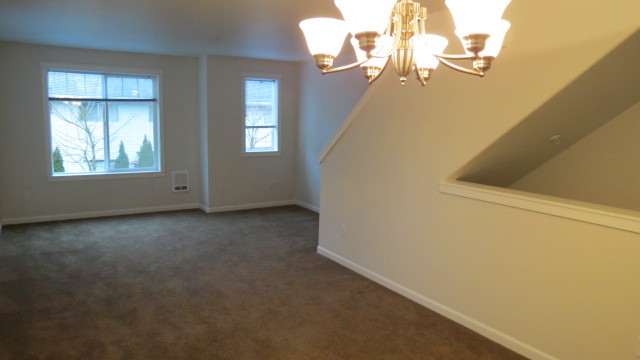 3 beds, 3.5 baths, 1,500 sqft, $2,150, Unit 15