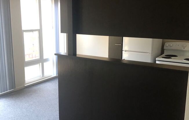 Studio, 1 bath, 378 sqft, $2,295, Unit 36