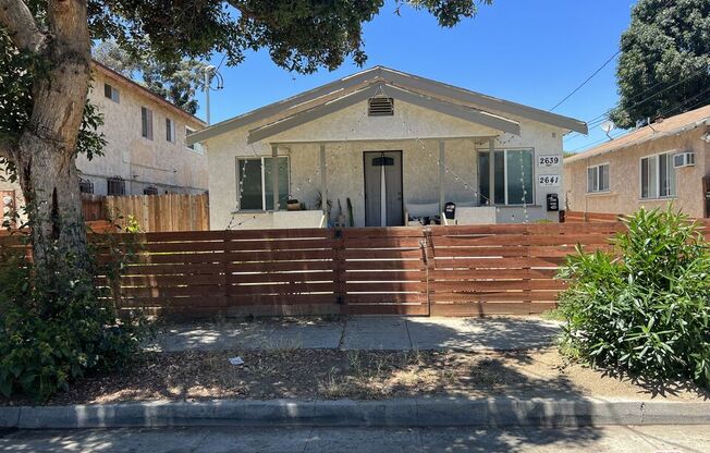 3 beds, 2 baths, 896 sqft, $3,600