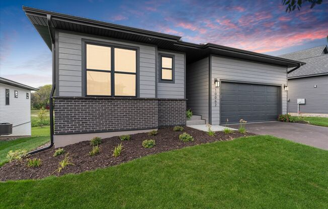 4 beds, 3 baths, 2,278 sqft, $3,750, Unit 10080