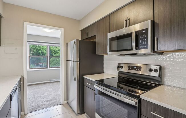 2 beds, 1 bath, 1,100 sqft, $1,995, Unit 3111-4